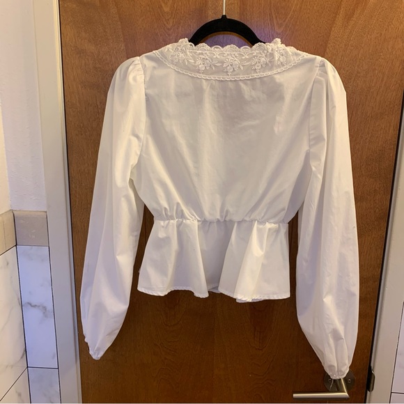 Cropped Nasty Gal blouse - Picture 4 of 4